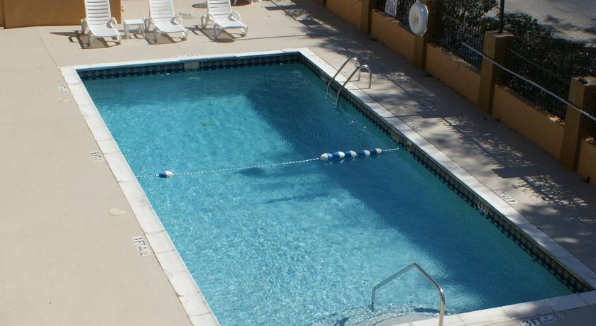 Days Inn Pensacola North Ferry Pass 외부 사진