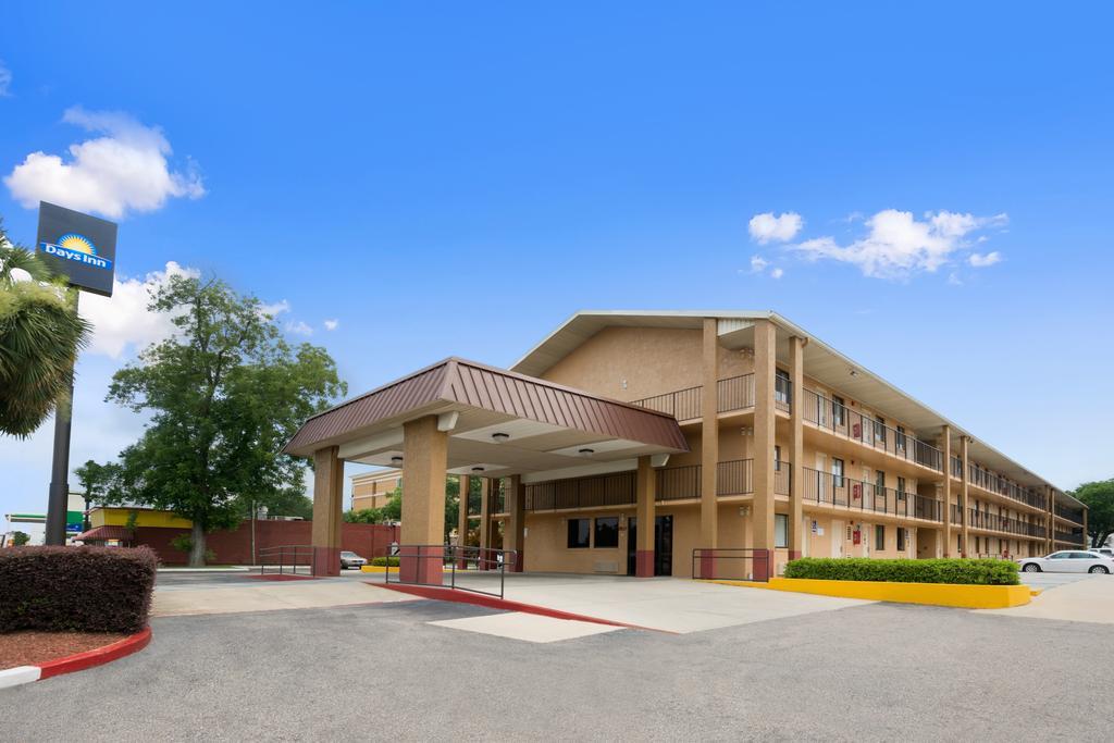 Days Inn Pensacola North Ferry Pass 외부 사진